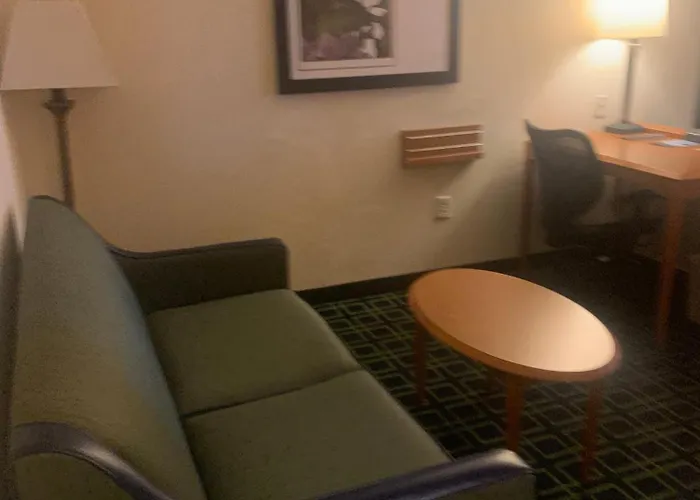 Hotel Fairfield And By Marriott 3*