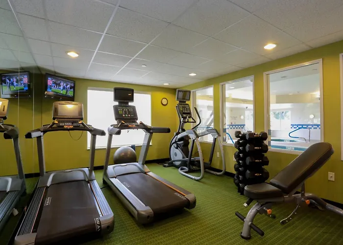 Fairfield And By Marriott 3*
