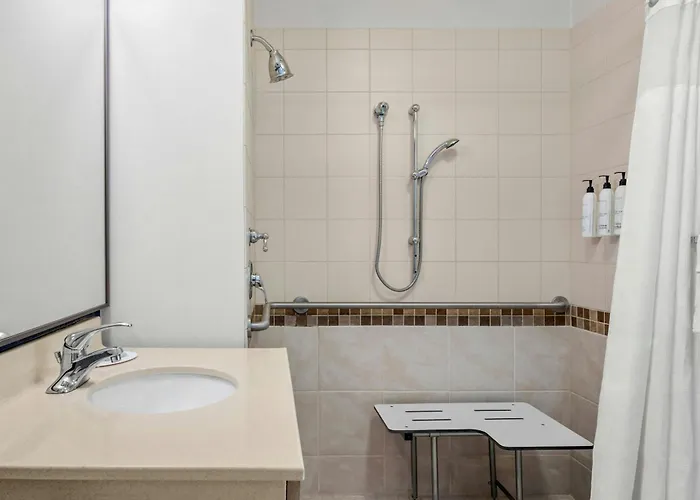 Fairfield And By Marriott 3*