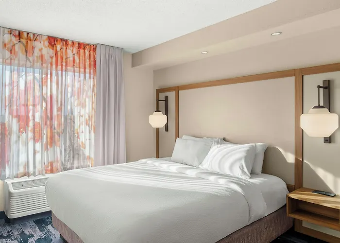 Fairfield And By Marriott 3*