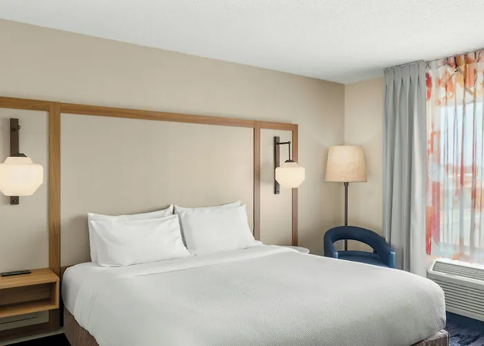 Hotel Fairfield And By Marriott Marion